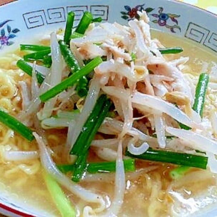 塩鶏&もやしの塩ラーメン
